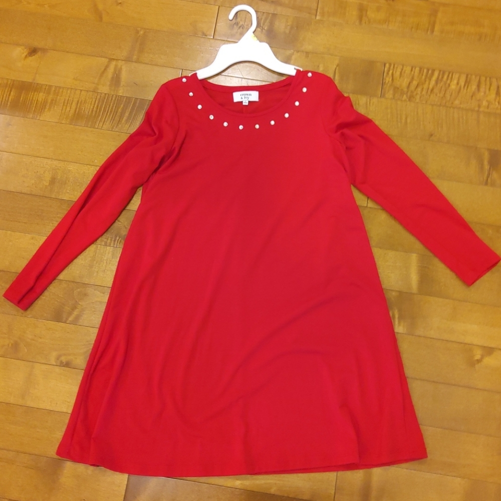 Crown & Ivy red long sleeve
